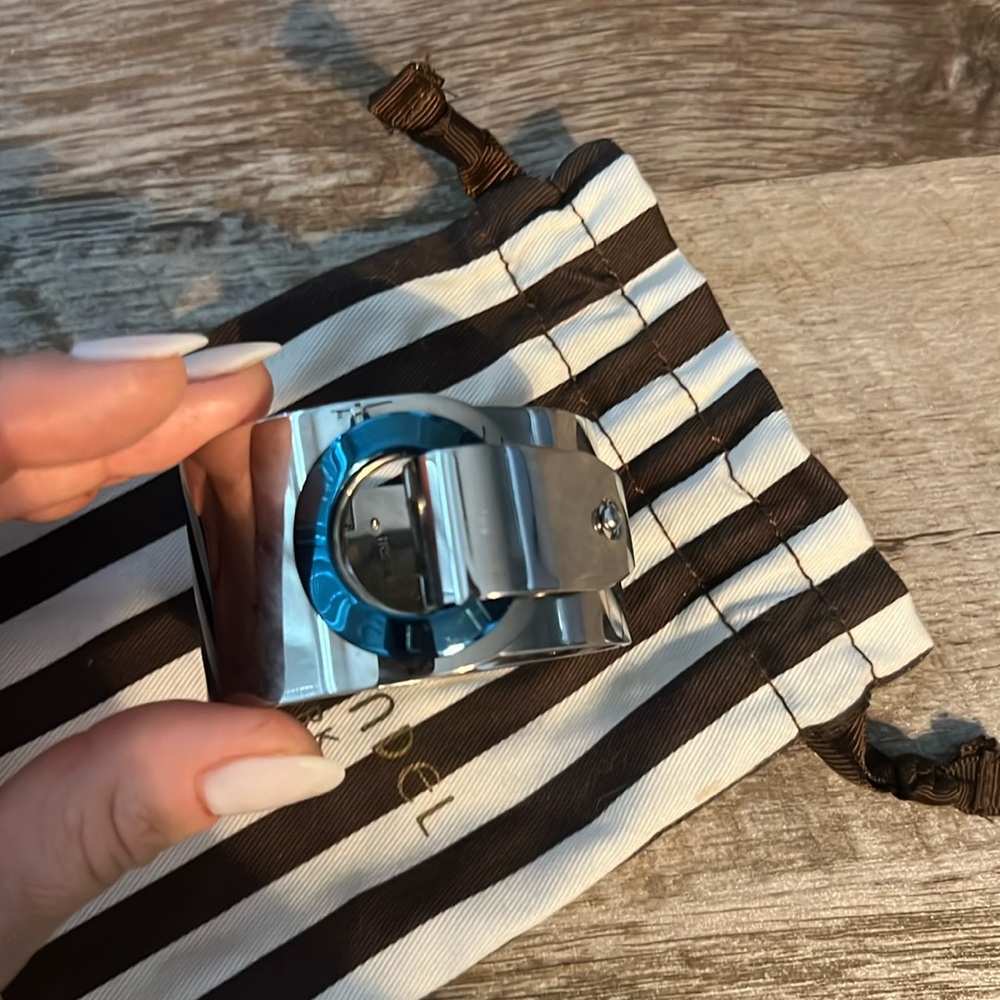 Henri Bendel Silver Clasp Bracelet